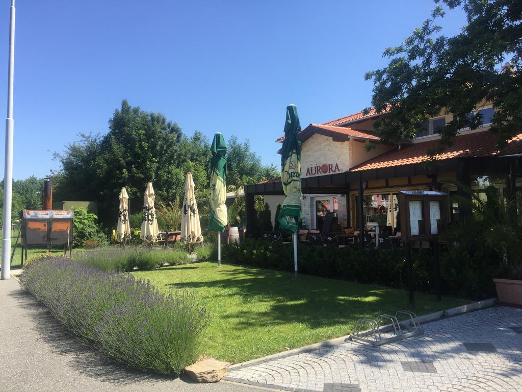 Aurora Panzio Bed & Breakfast บุค ภายนอก รูปภาพ