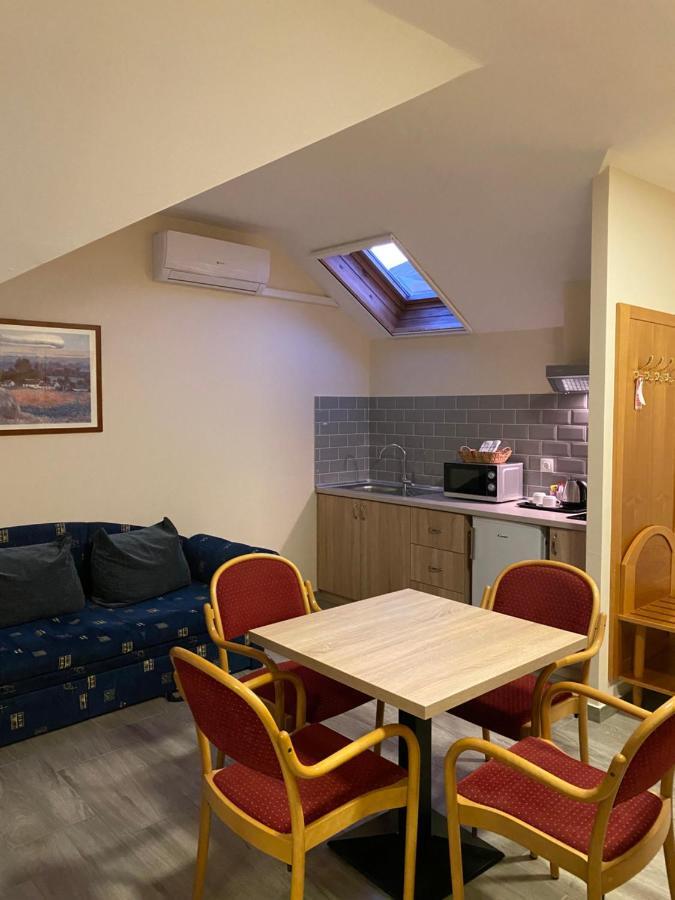 Aurora Panzio Bed & Breakfast บุค ภายนอก รูปภาพ